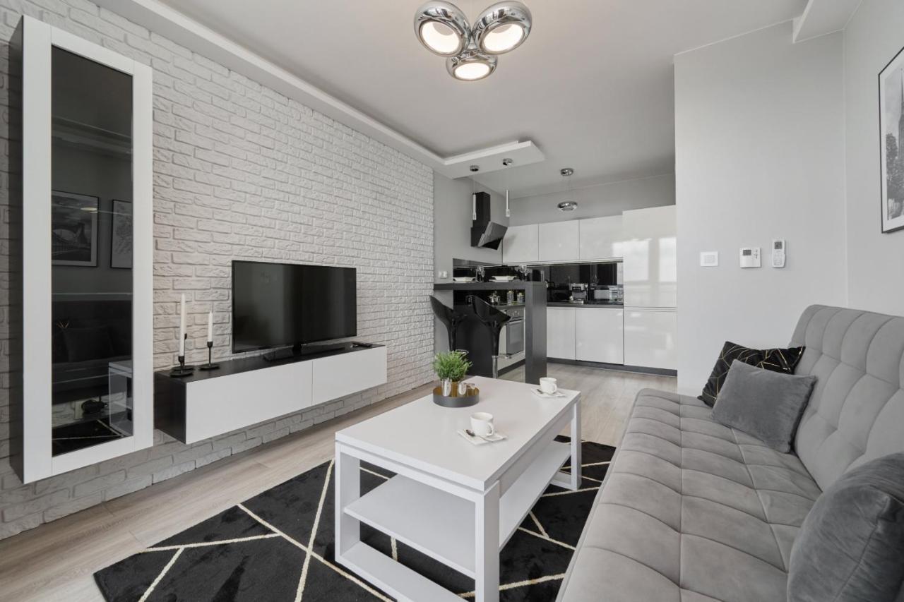 Odra Tower Apartment Center Of Wroclaw By Renters Prestige Exteriör bild