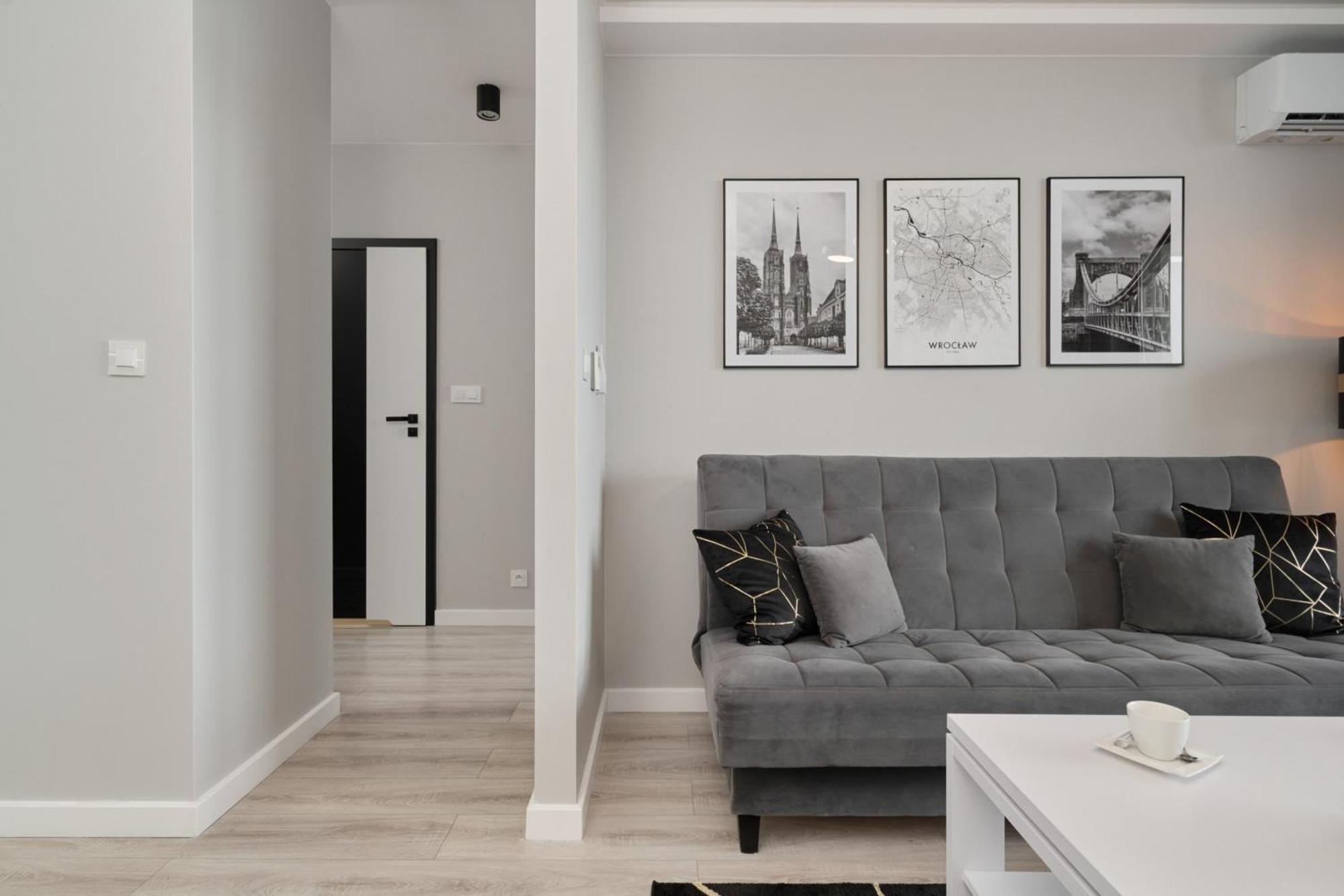 Odra Tower Apartment Center Of Wroclaw By Renters Prestige Exteriör bild